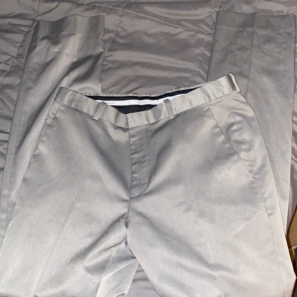 Perry Ellis Other - Men’s perry Ellis dress pants size 31x32